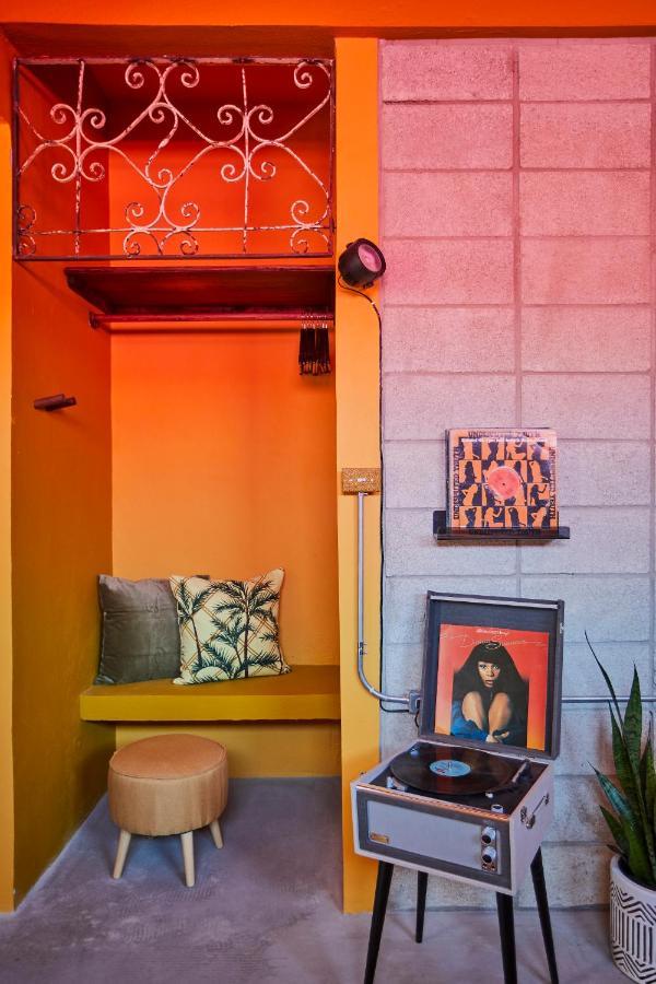 Mood Haus By Dw - 70'S Retro Stays 圣胡安 外观 照片