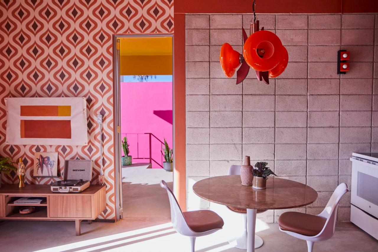 Mood Haus By Dw - 70'S Retro Stays 圣胡安 外观 照片