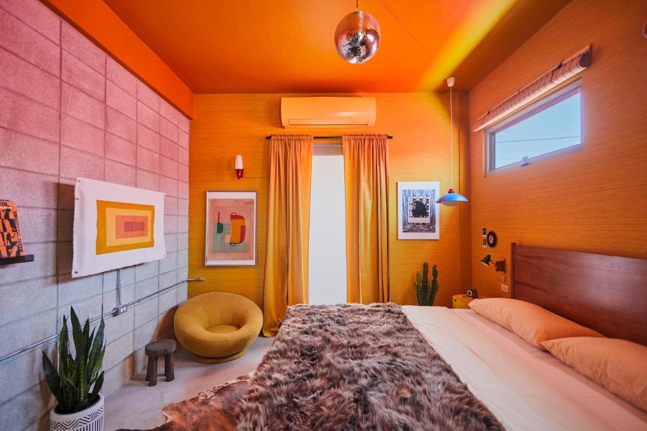 Mood Haus By Dw - 70'S Retro Stays 圣胡安 外观 照片